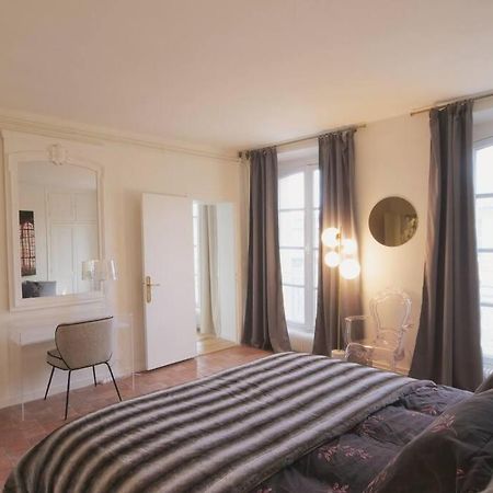 Apartamento Charme Et Modernite Au Coeur Du Quartier St Louis Versalles Exterior foto