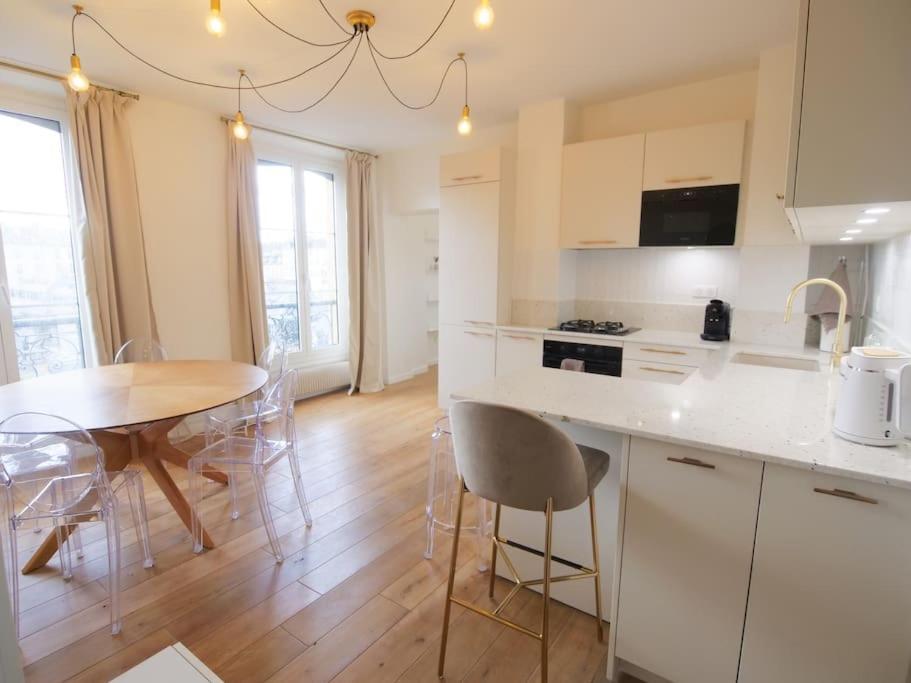 Apartamento Charme Et Modernite Au Coeur Du Quartier St Louis Versalles Exterior foto