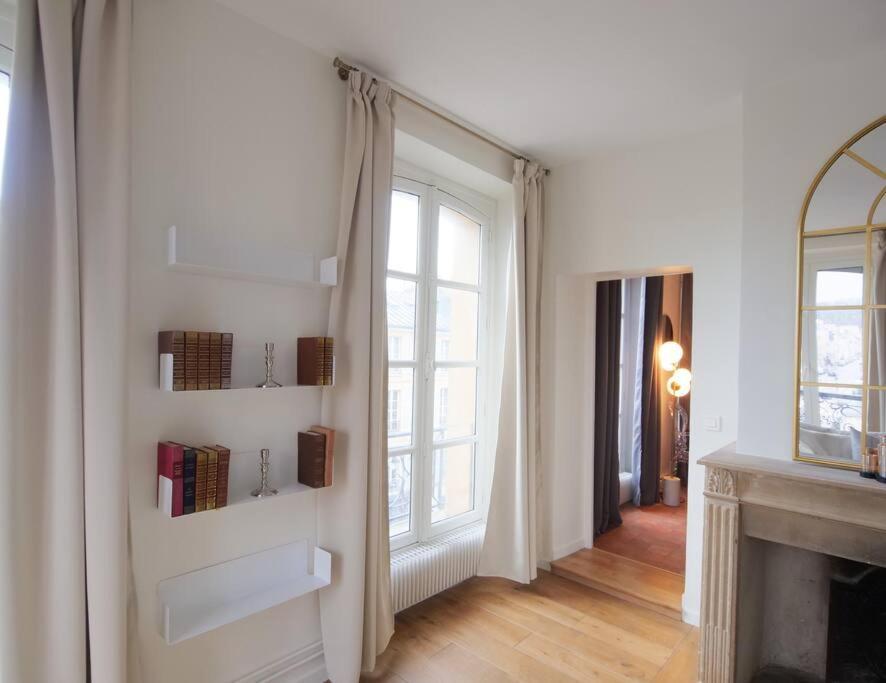 Apartamento Charme Et Modernite Au Coeur Du Quartier St Louis Versalles Exterior foto